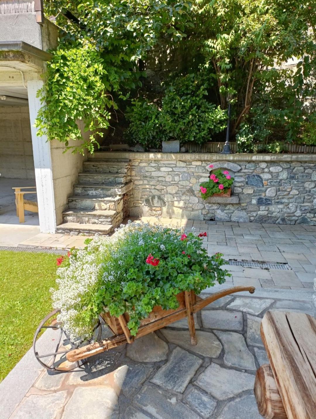 Willa La Sarrolein Cir 0009 Aosta Zewnętrze zdjęcie